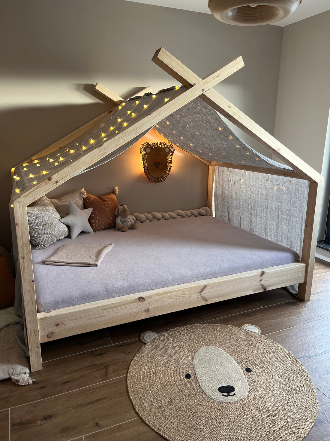 DIY Hausbett für unseren Sohn