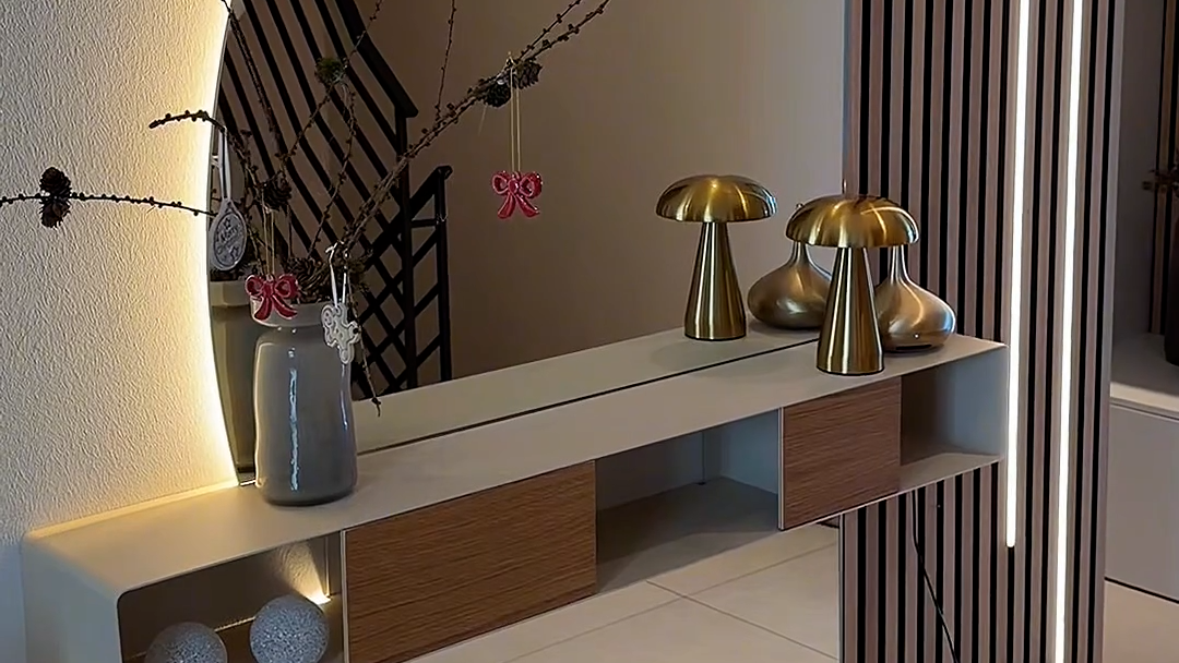 DIY - Flur Makeover beleuchteter Spiegel.