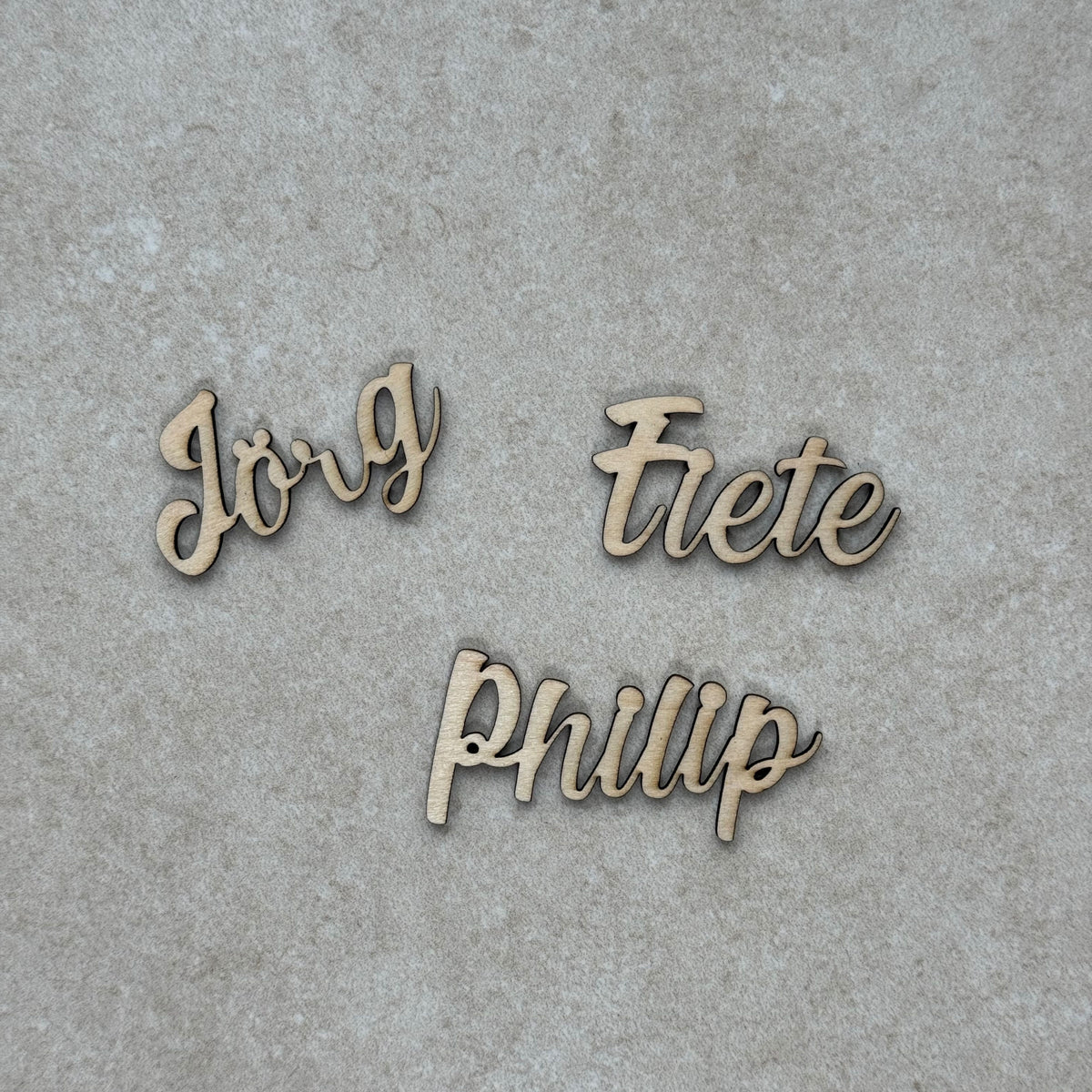 Creamy Cuts – Schriftart für Laser, Plotter & 3D-Druck