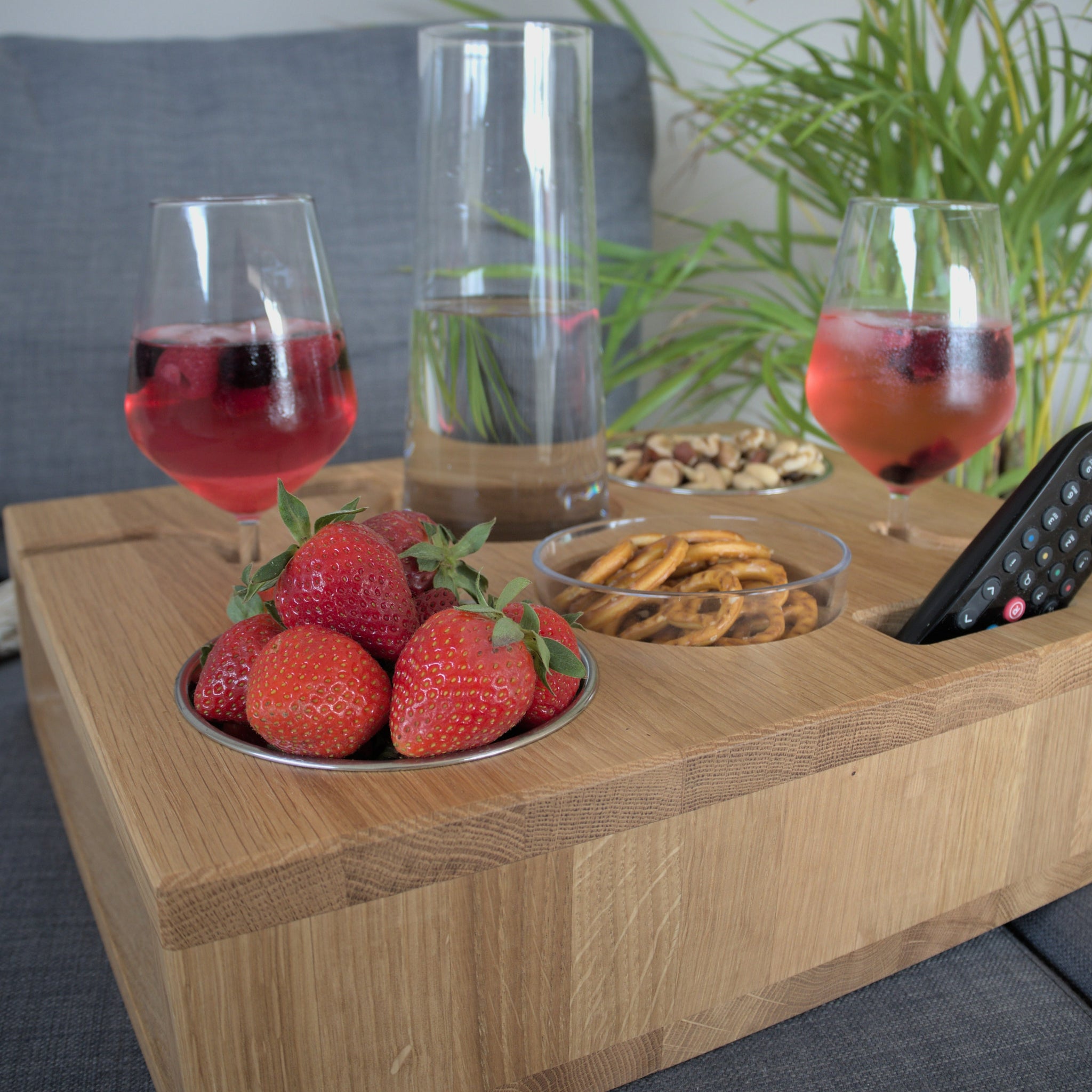 Der Couch-Butler - hochwertige Snack Bar aus Holz, persönliches ...